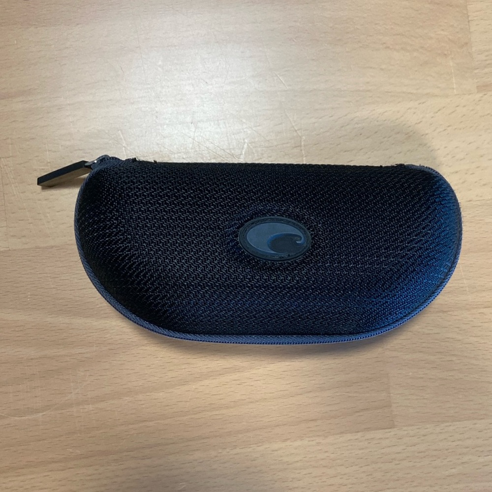 COSTA Del Mar - Black Mesh Zippered Hard Shell Protective Sunglass Case
